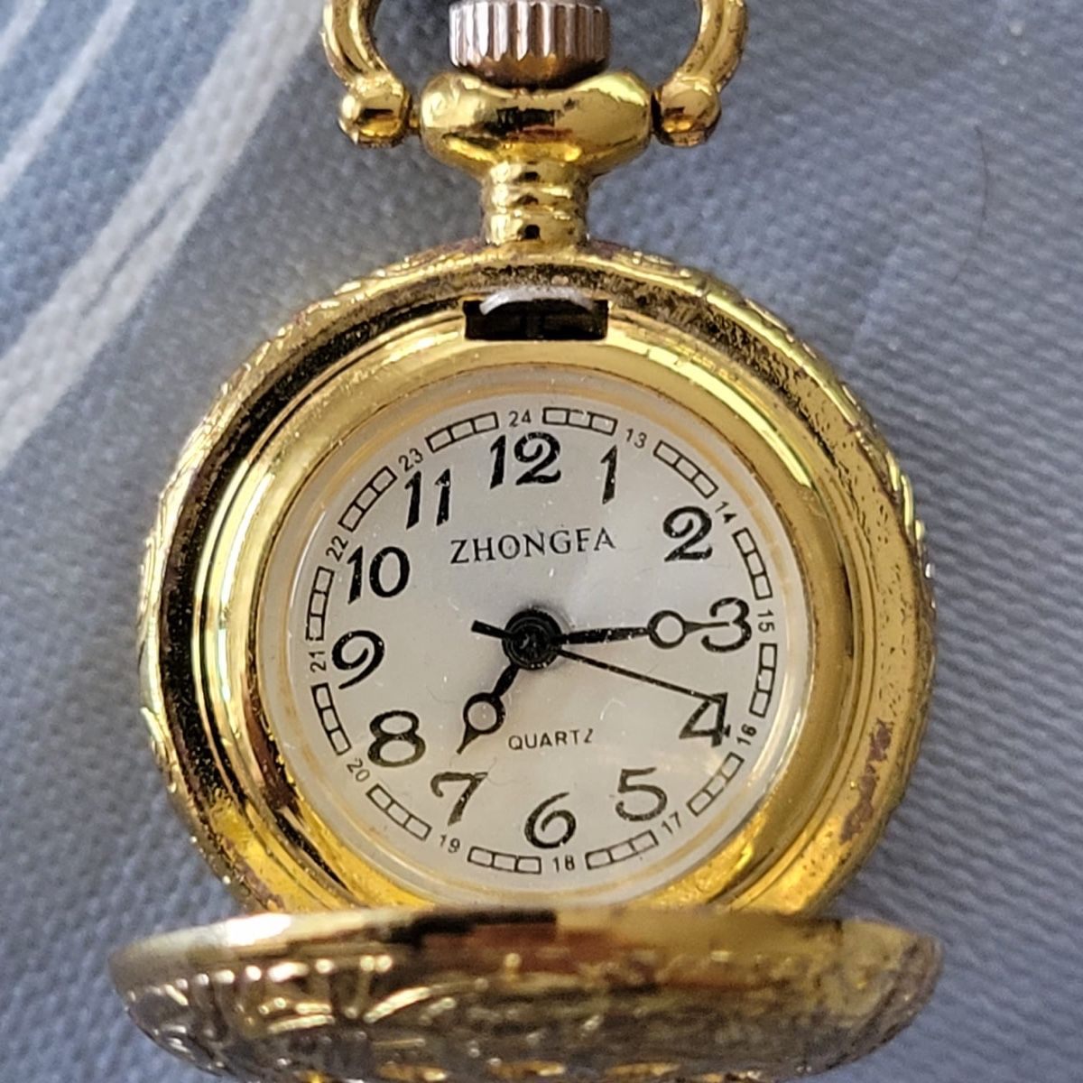 Uhren: Vintage Anhängeruhr Damen – Gebraucht aus Dörflingen von Benz63