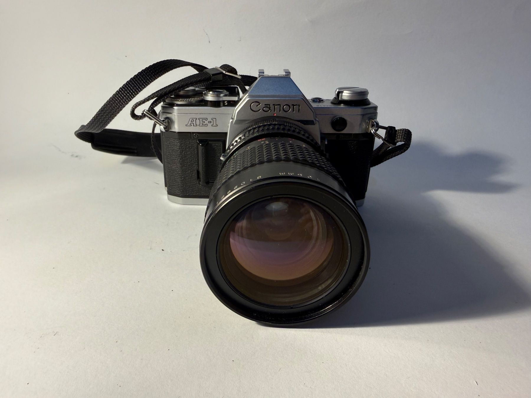 Canon Fotocamera: Kit Argentique Mythique Canon AE-1 + 2 Objectifs – Usato da Marin-Epagnier venduto da EagleOne