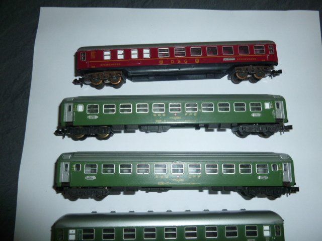 Trix Modelleisenbahnen: Minitrix Konvolut 2 Loks+6 Waggons – Gebraucht aus Diepoldsau von ehrlich72 8