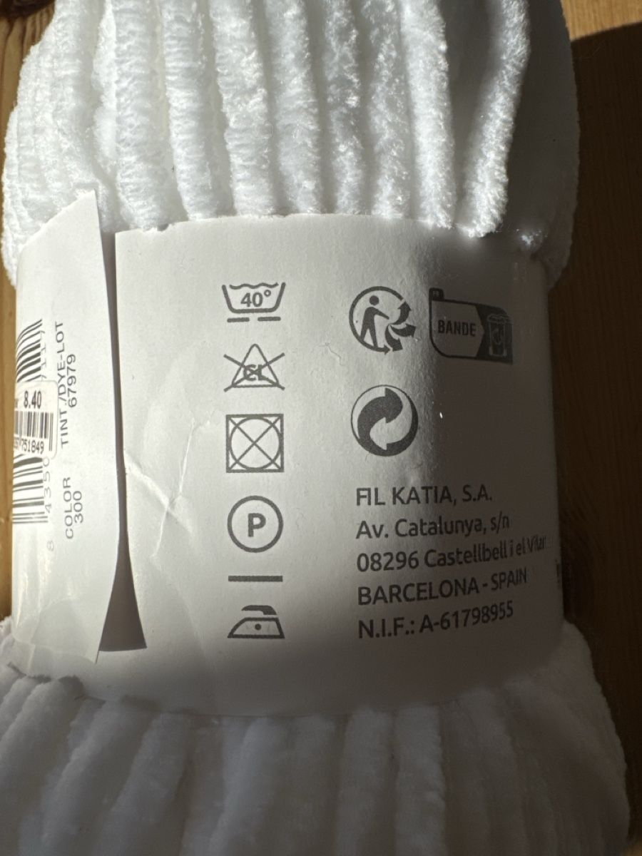Wolle: Katia Bambi Flauschgarn – Neu und originalverpackt aus Mühlethal von Sarah_Vi 3