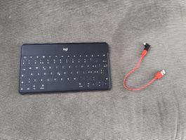 Logitech Keys To Go BT Tastatur mit Ladekabel
