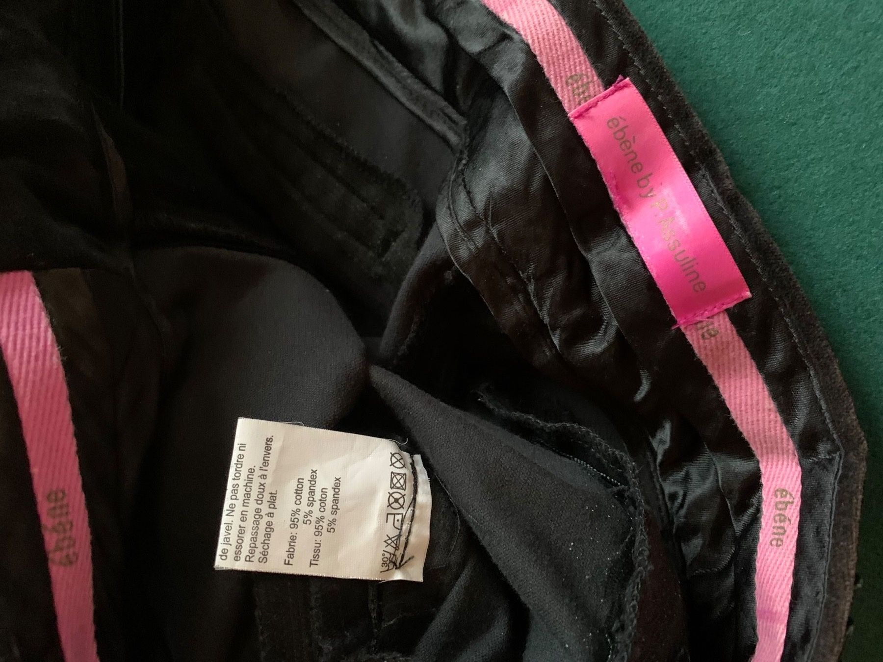 Pantaloni: Die schönsten Capri-Hosen der absolute Trend  100% Samt – Nuovo (secondo la descrizione) da Interlaken venduto da Bona55 9