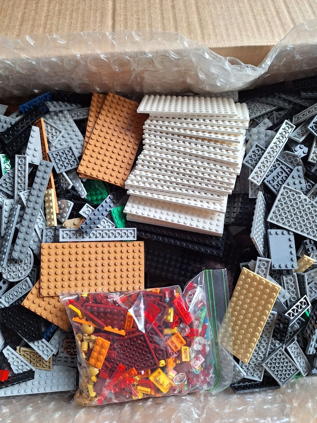 Lego Kit di costruzioni: 11kg de pièces Lego  – Nuovo (secondo la descrizione) da Luc (Ayent) venduto da biiinchoou 7