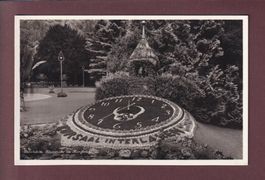 INTERLAKEN - Blumenuhr im Kurgarten
