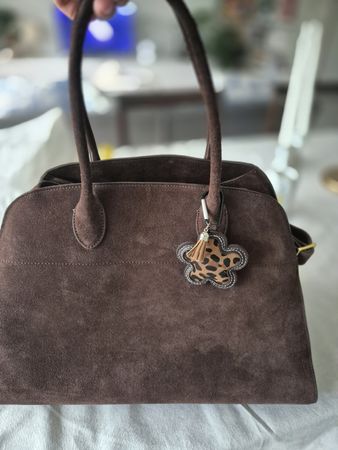 Magnifique sac à main neuf en cuir marron/daim 38 × 21 cm