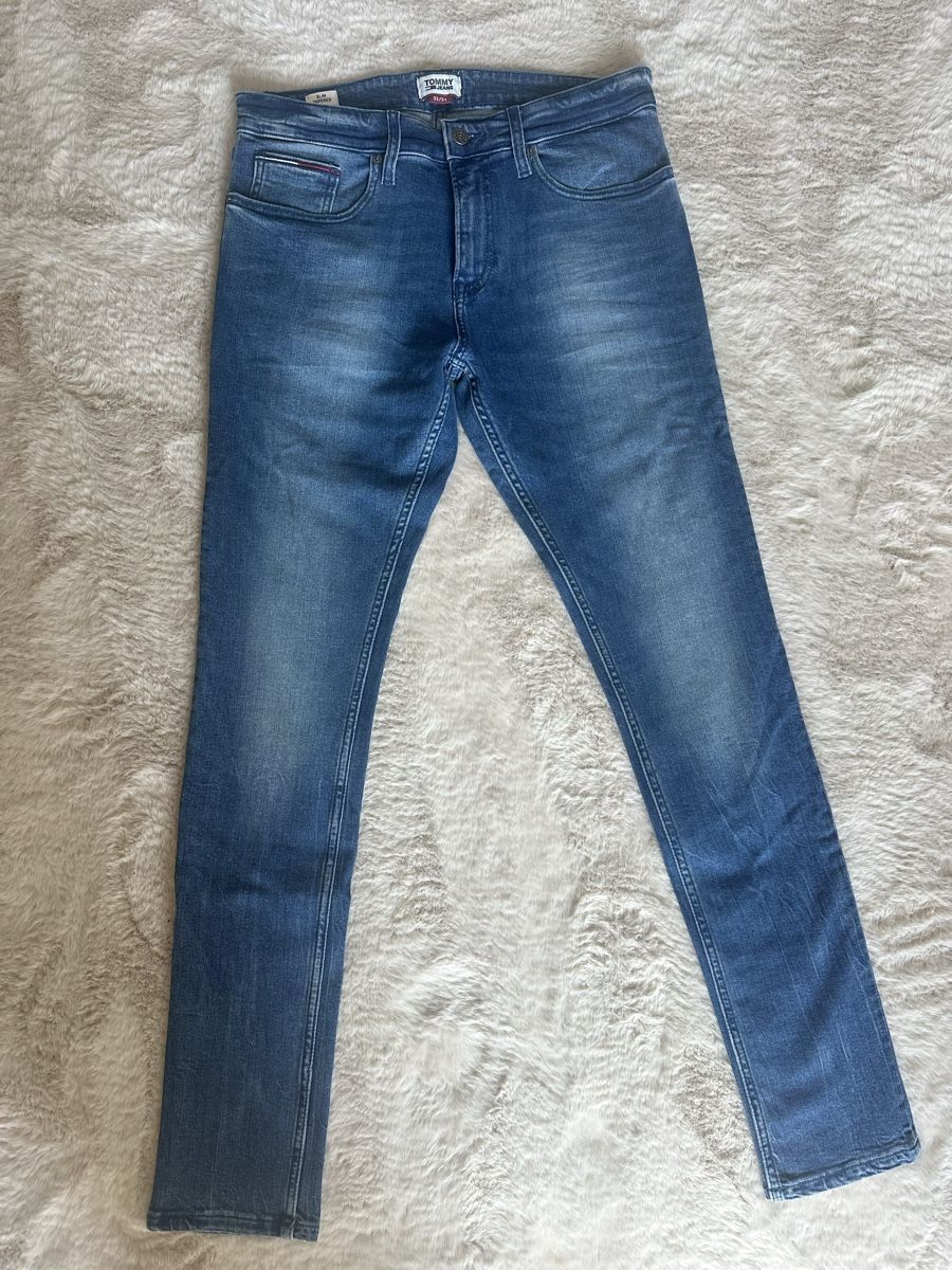 Tommy Hilfiger Jeans: Tommy Jeans, Gr. 32/34, Slim NEU – Nuovo (secondo la descrizione) da Freienbach venduto da SandraN.