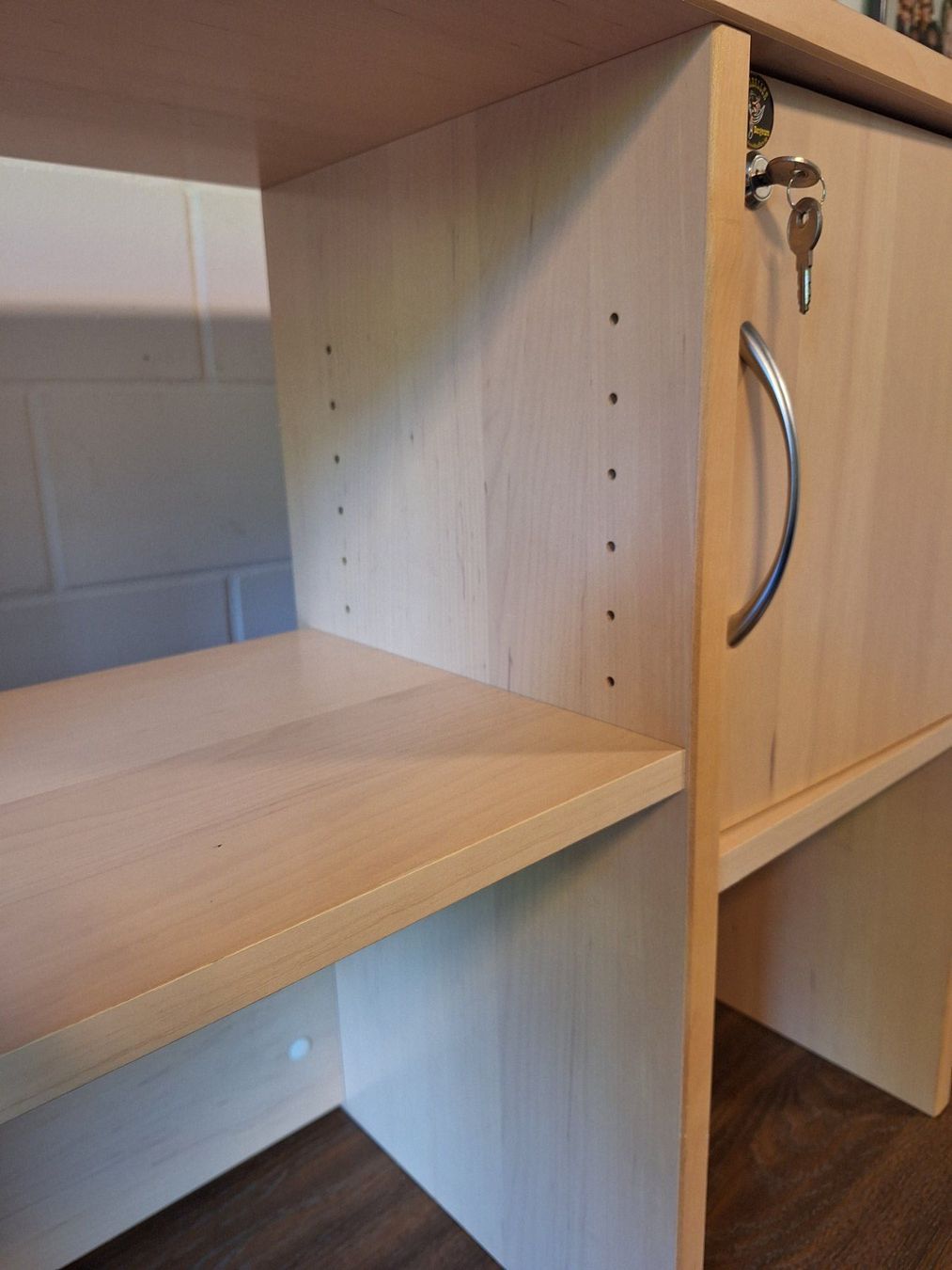 Scaffali: Tischregal aus Holz mit CD-Teil – Usato da Sirnach venduto da Manzini1 3