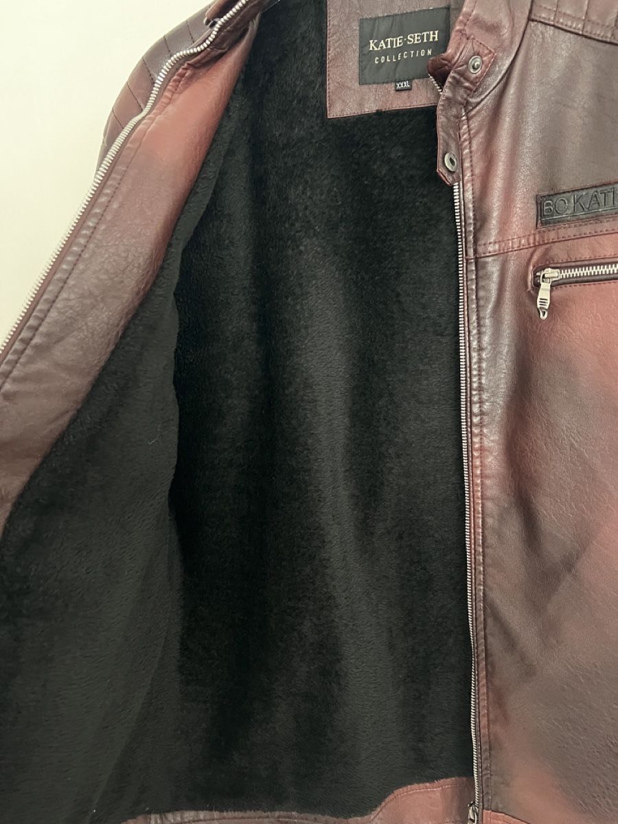 Jacken: Jacke – Gebraucht aus Baar von rom_j56y 6