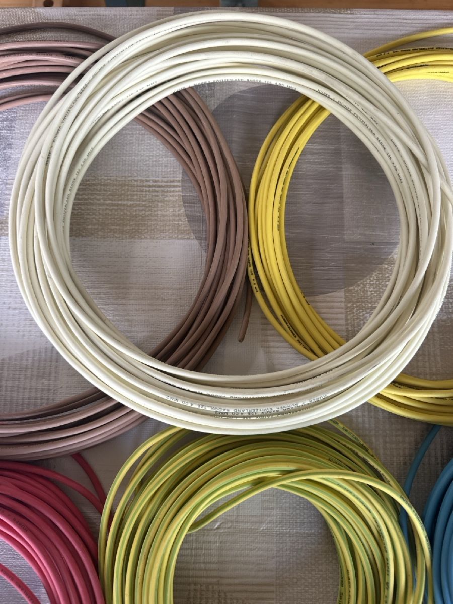 Kabel: Set aus 9 Rollen Kabel 4mm, Huber + Suhner – Neu (gemäss Beschreibung) aus Baar von Hillsboro 3