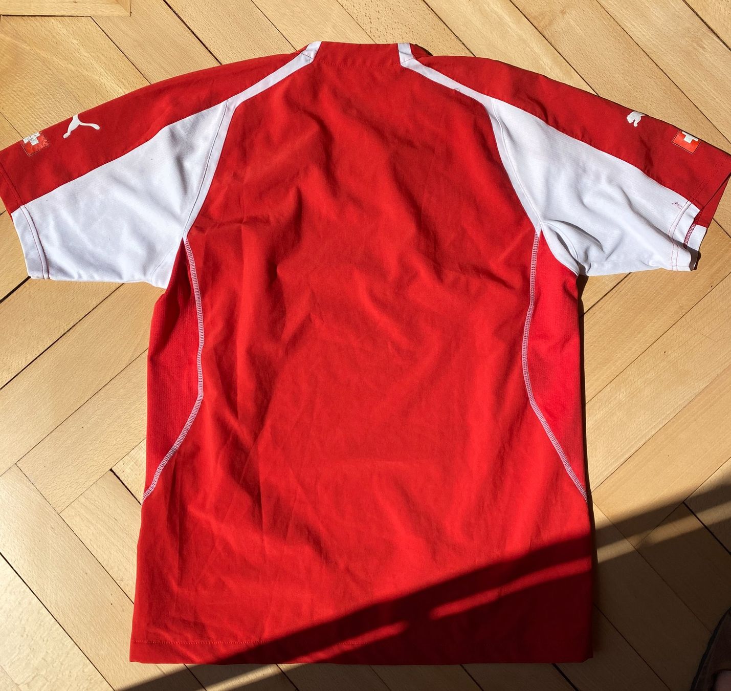 Schweizer Nati Canottiere & Pantaloni: SCHWEIZ NATI TRIKOT 2004 M – Usato da St. Gallen venduto da tscheiko 1
