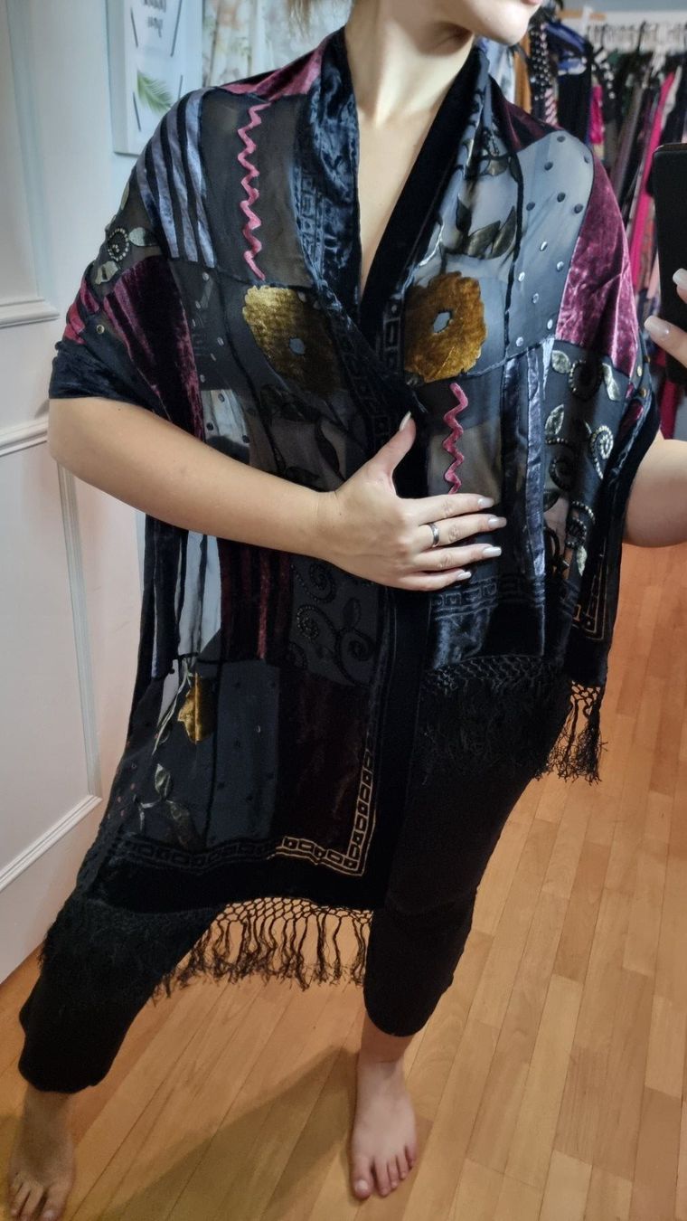 Foulards & écharpes: Eleganter Samt-Patchwork-Stola mit Fransen – D'occasion à Wald ZH par CapLux