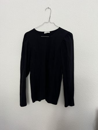 Pull Sandro noir, manches bouffantes, taille 3