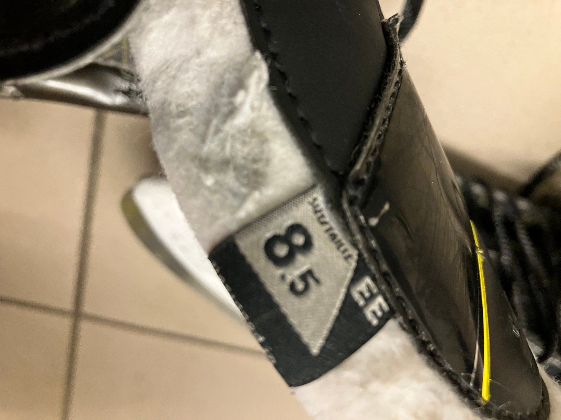 Pattini da ghiaccio: Bauer Supreme Senior - Grösse 8.5 / 44EU – Usato da Rueschlikon venduto da markforce 1