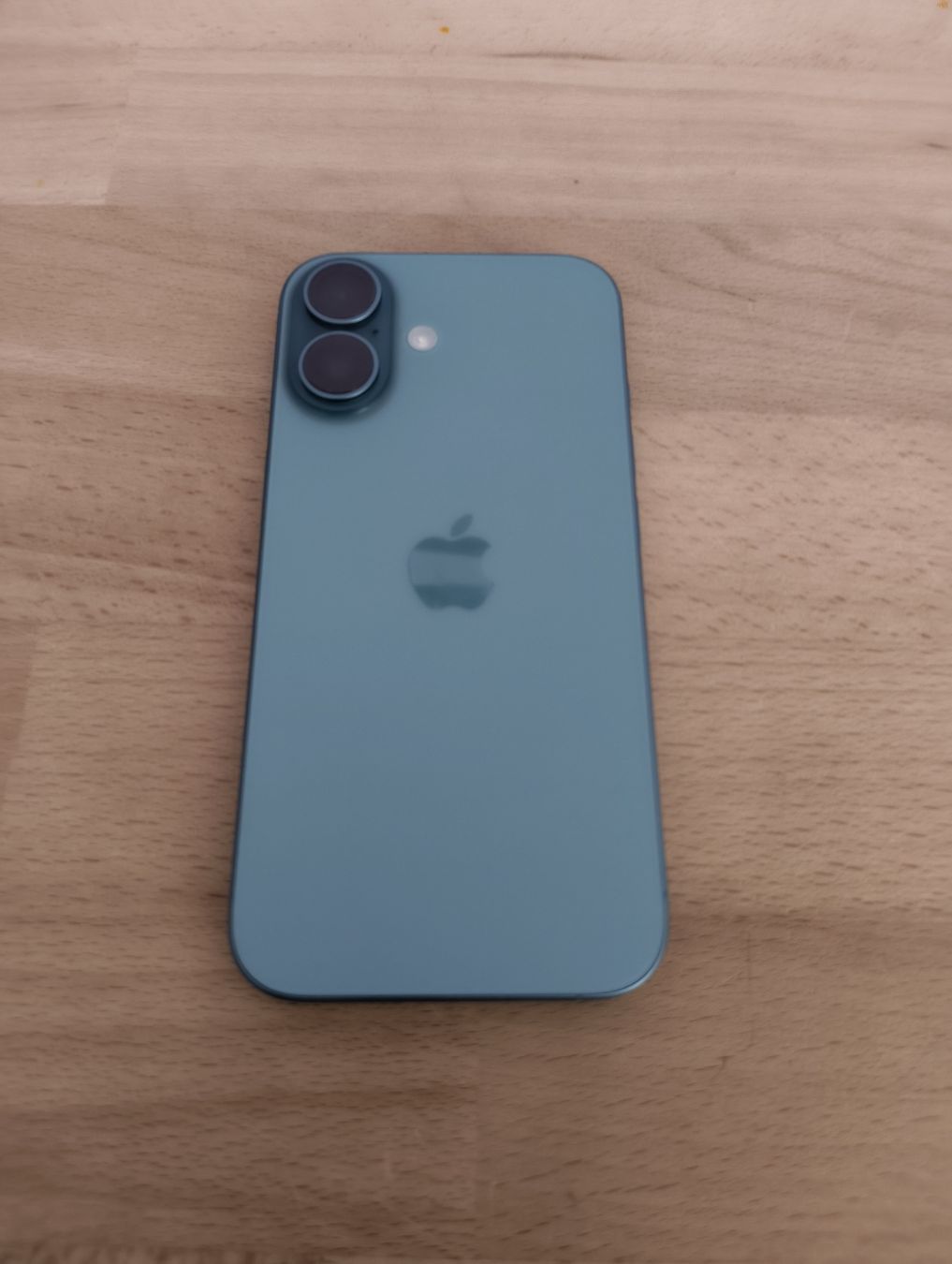Apple Telefoni cellulari / Smartphones: Apple iPhone 16 mit 128 GB – Usato da Oberdiessbach venduto da verkaufbar 3