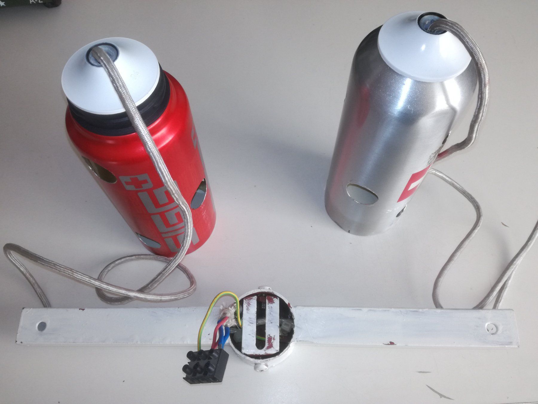 Lampadari & plafoniere: Upcycling Deckenlampe mit SIG Bottles – Usato da Sursee venduto da Ursus_LU 4