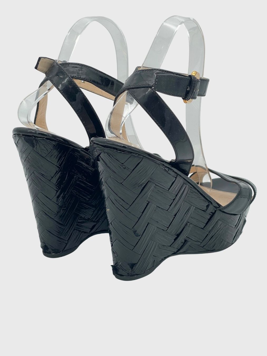 Prada Scarpe da donna: Prada Vernice Sandale mit Absatz EU 39 Schwarz – Usato da Zürich venduto da shoe_shop 3