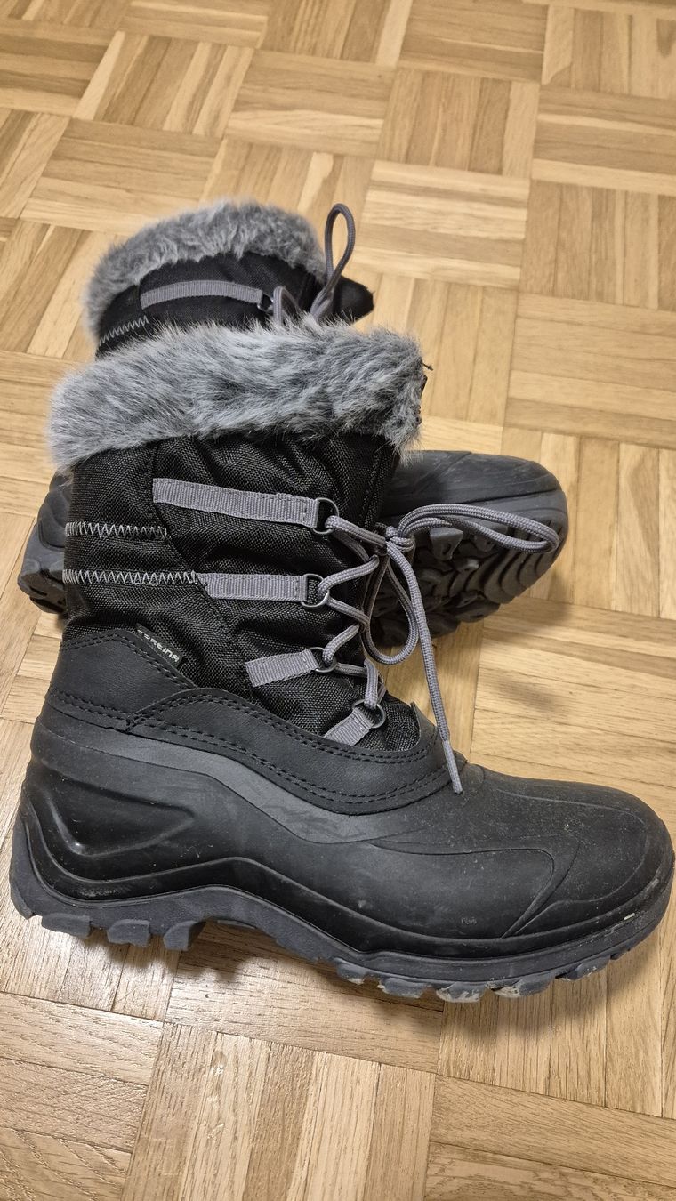Dosenbach Scarpe da uomo: Schnee Winterstiefel Gr.39 Wasserdicht. – Usato da St. Margrethen SG venduto da vka_f8qq 1