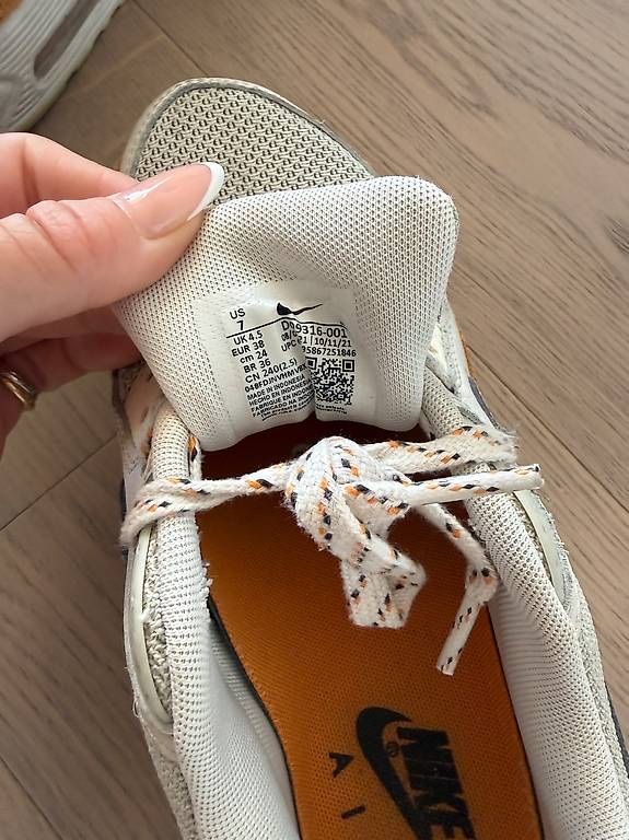 Nike Damenschuhe: Nike AirMax, Gr. 38 – Gebraucht aus Bassersdorf von janiine.xx 2