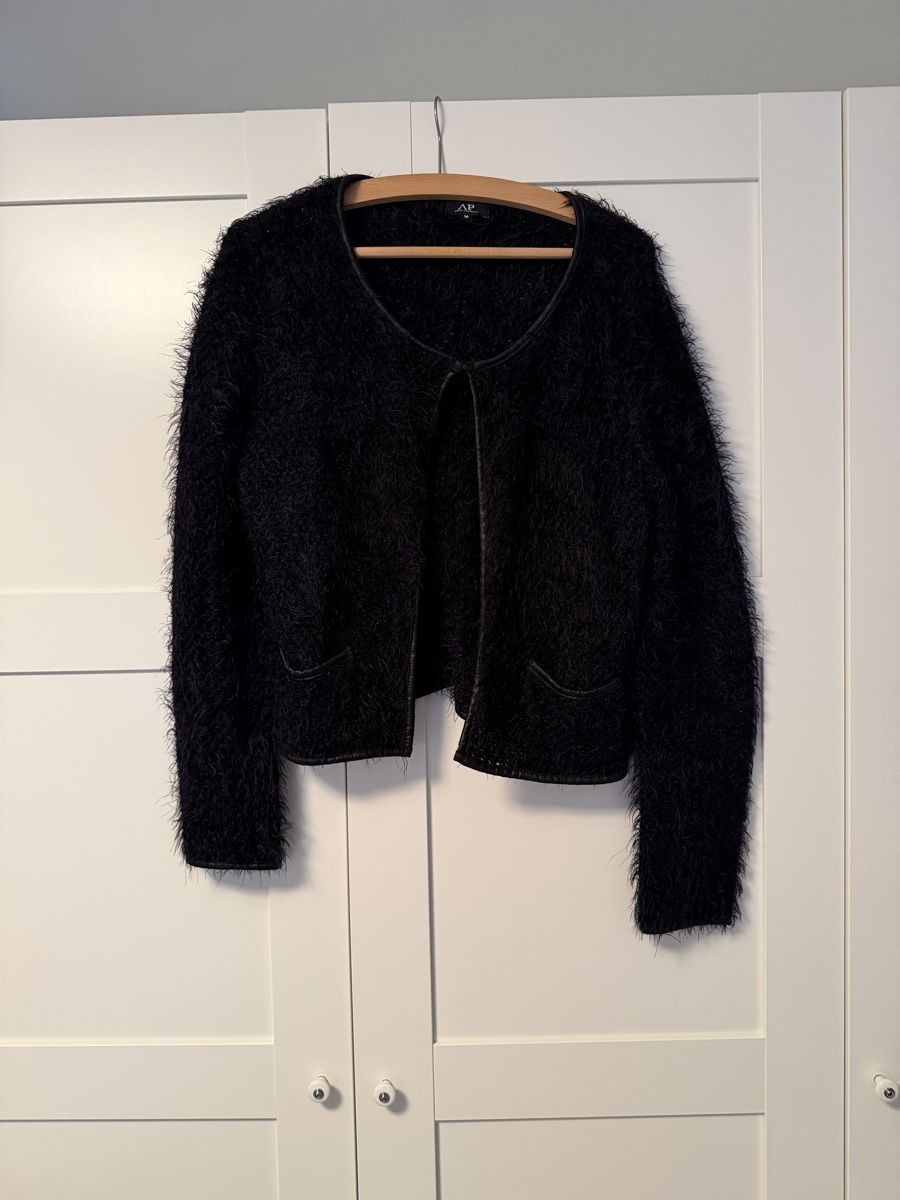 Vestes: Jacke  – D'occasion à Muttenz par Zara-Camp