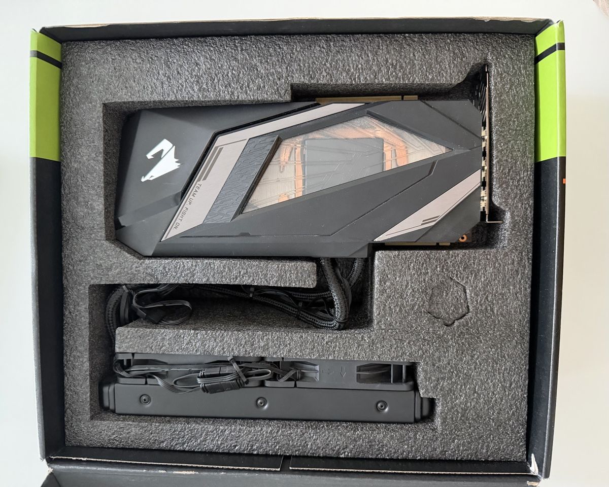 Gigabyte Schede grafiche: AORUS GeForce RTX 2080 Ti XTREME WATERFORCE – Usato da Zürich venduto da Schnullimaus 1
