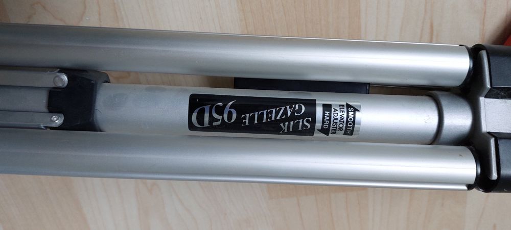 Treppiedi & Teste: Kamera Stativ Alu robust leicht – Usato da Silenen venduto da pc-internet 3