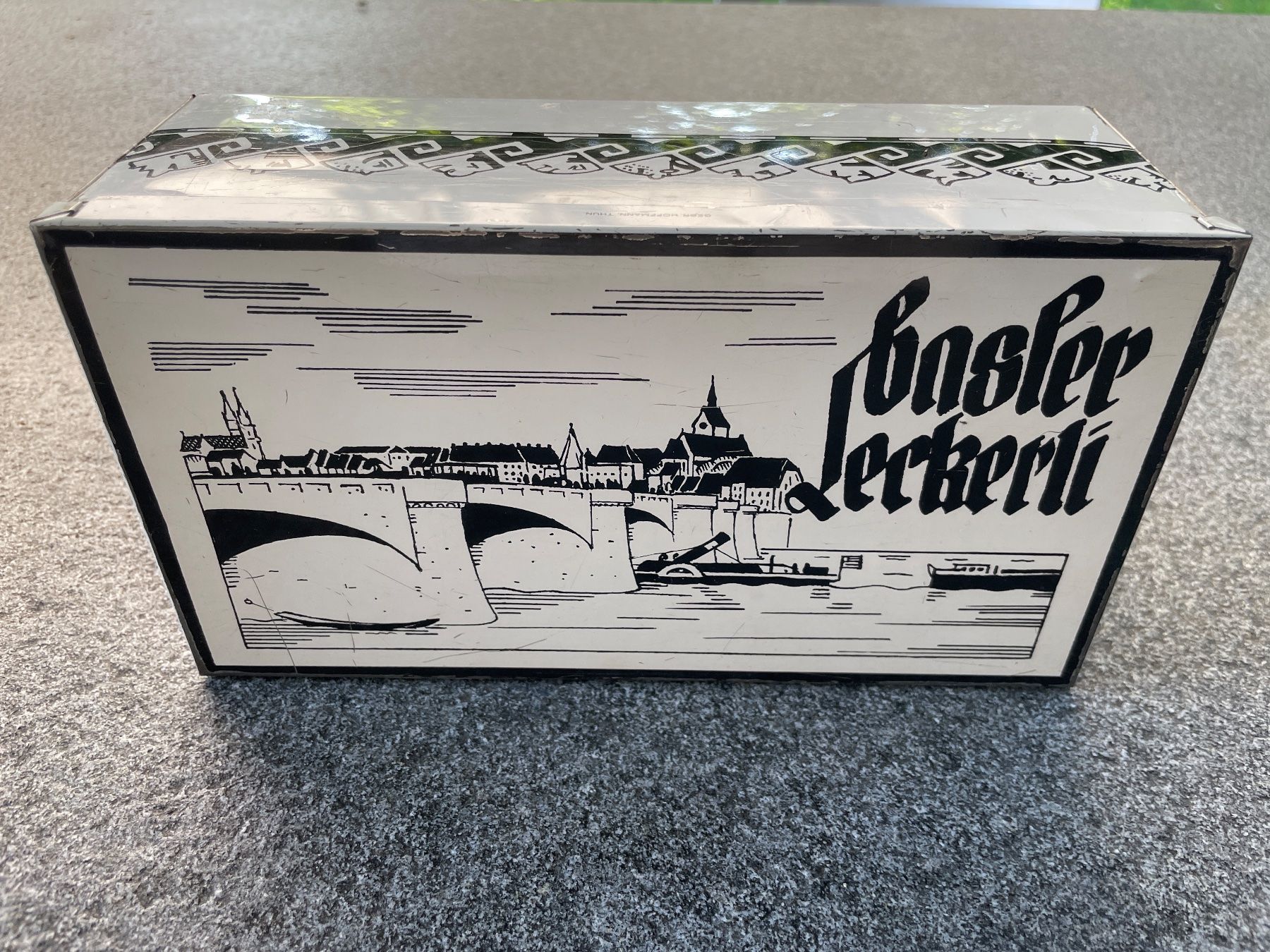 Dosen: Antike Blechdose Basler Leckerli – Gebraucht aus Winterthur von cheerio97