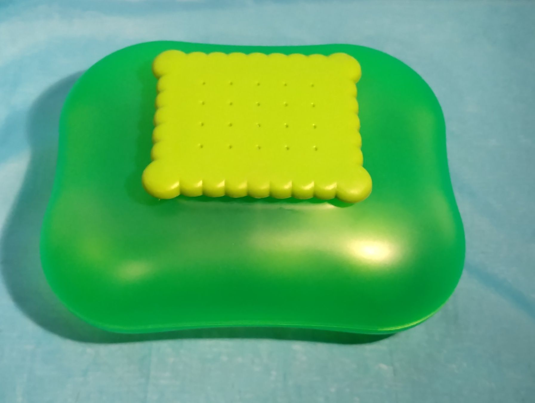 Alessi Contenitori & Simili: Alessi Biscuit Box grün – Nuovo (secondo la descrizione) da Bellach venduto da JingleCherry