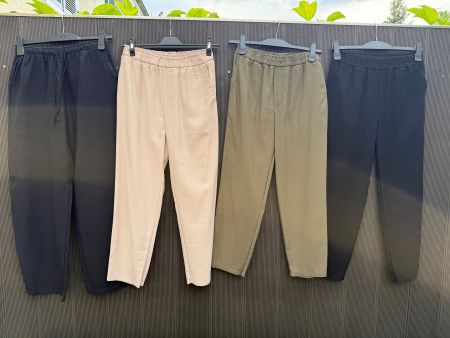 4 paar Hosen - 1 Leinen (links) und 3 Viskose von Mango Gr S