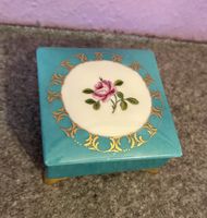 Boîte à bijoux vintage en porcelaine, motif floral rosé