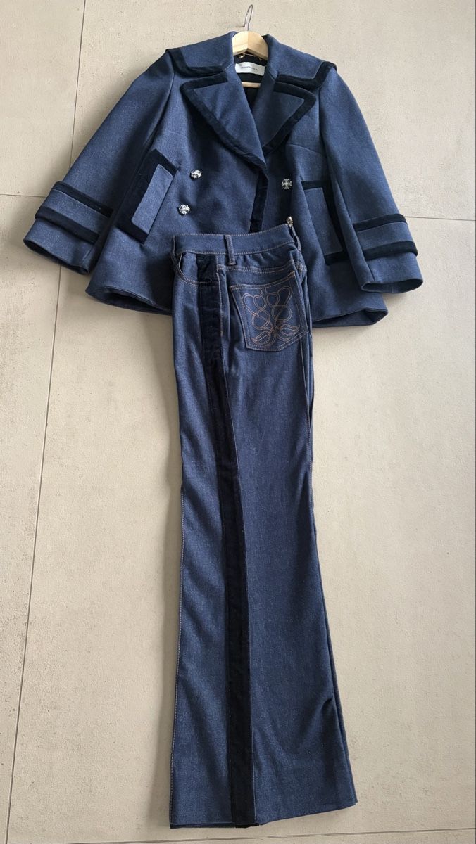 Zimmermann Jeans: Zimmermann denim pants size 25 – Nuovo (secondo la descrizione) da Cologny venduto da sab_xh7v