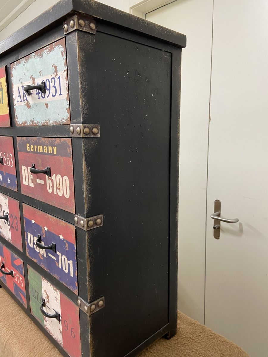 Kommoden: Kommode mit 8 Schubladen im Vintage-Design – Gebraucht aus Dietikon von brocki-eyra 5