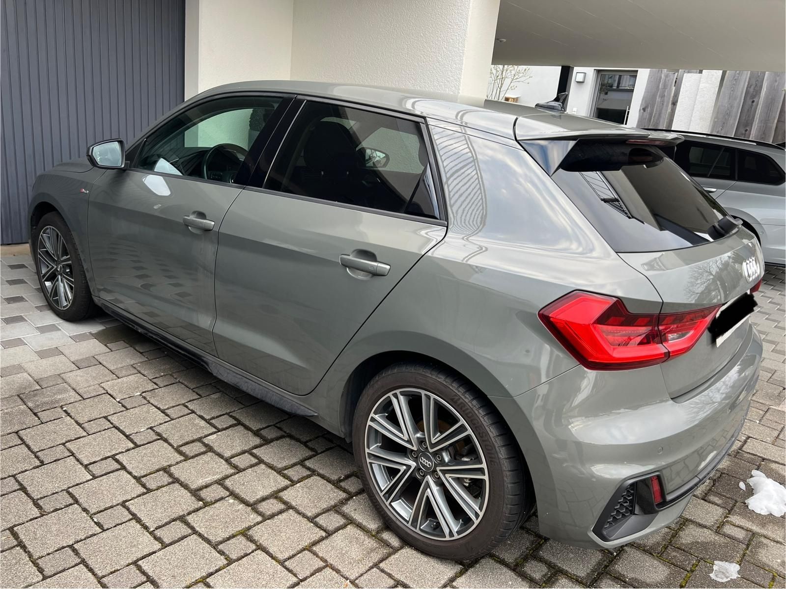 Audi Automobili: Audi A1 TFSI – Usato da Zürich venduto da PonteShare 1