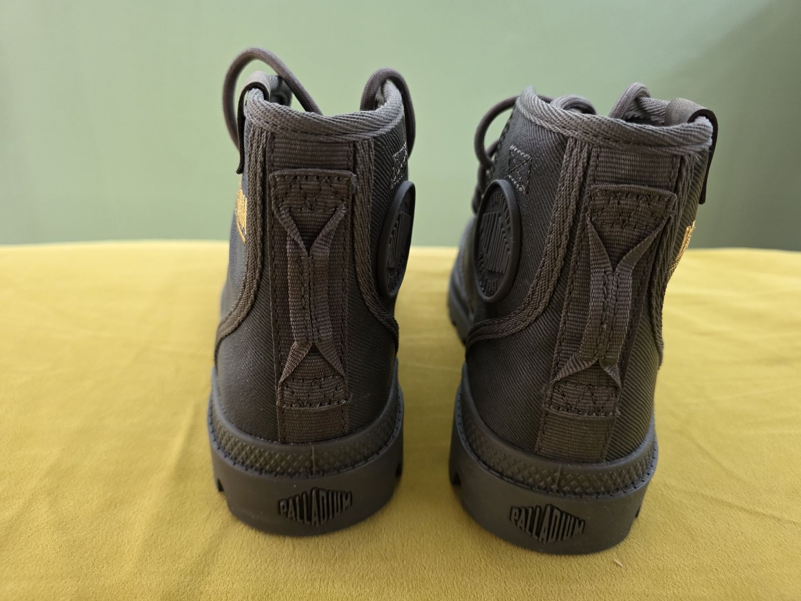 Palladium Scarpe da uomo: PALLADIUM Schuh "waxed canvas"  – Nuovo (secondo la descrizione) da Luchsingen venduto da durscheina 2