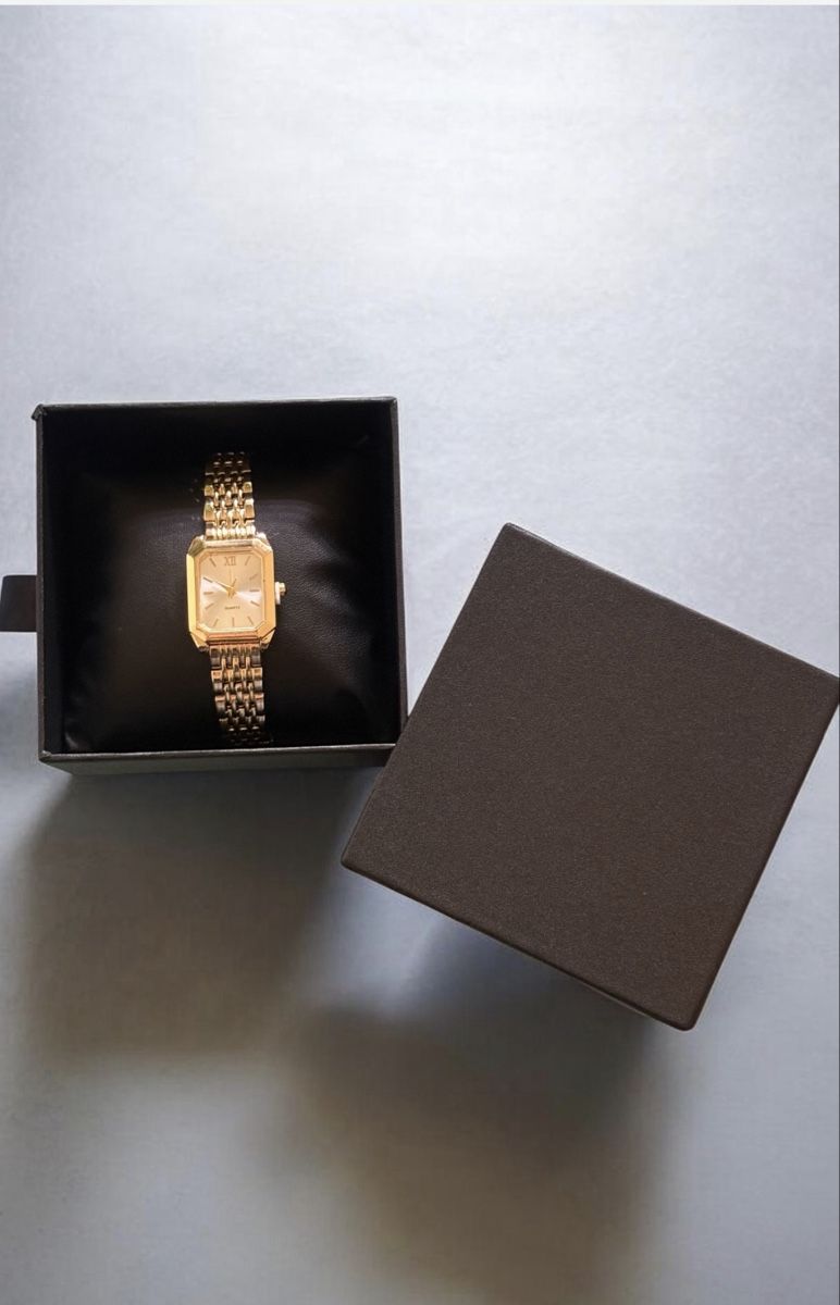 Orologi: Montre en acier inoxydable – Nuovo e nell'imballaggio originale da Châtel-St-Denis venduto da Montclair_Swiss 5