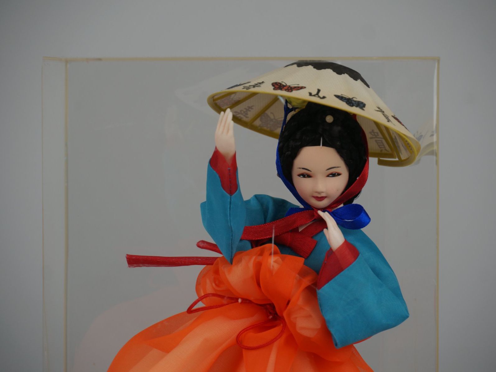 Statuette: Koreanische Hanbok-Puppe 12" – Usato da Rüti ZH venduto da Restwert_Rueti_ZH 2