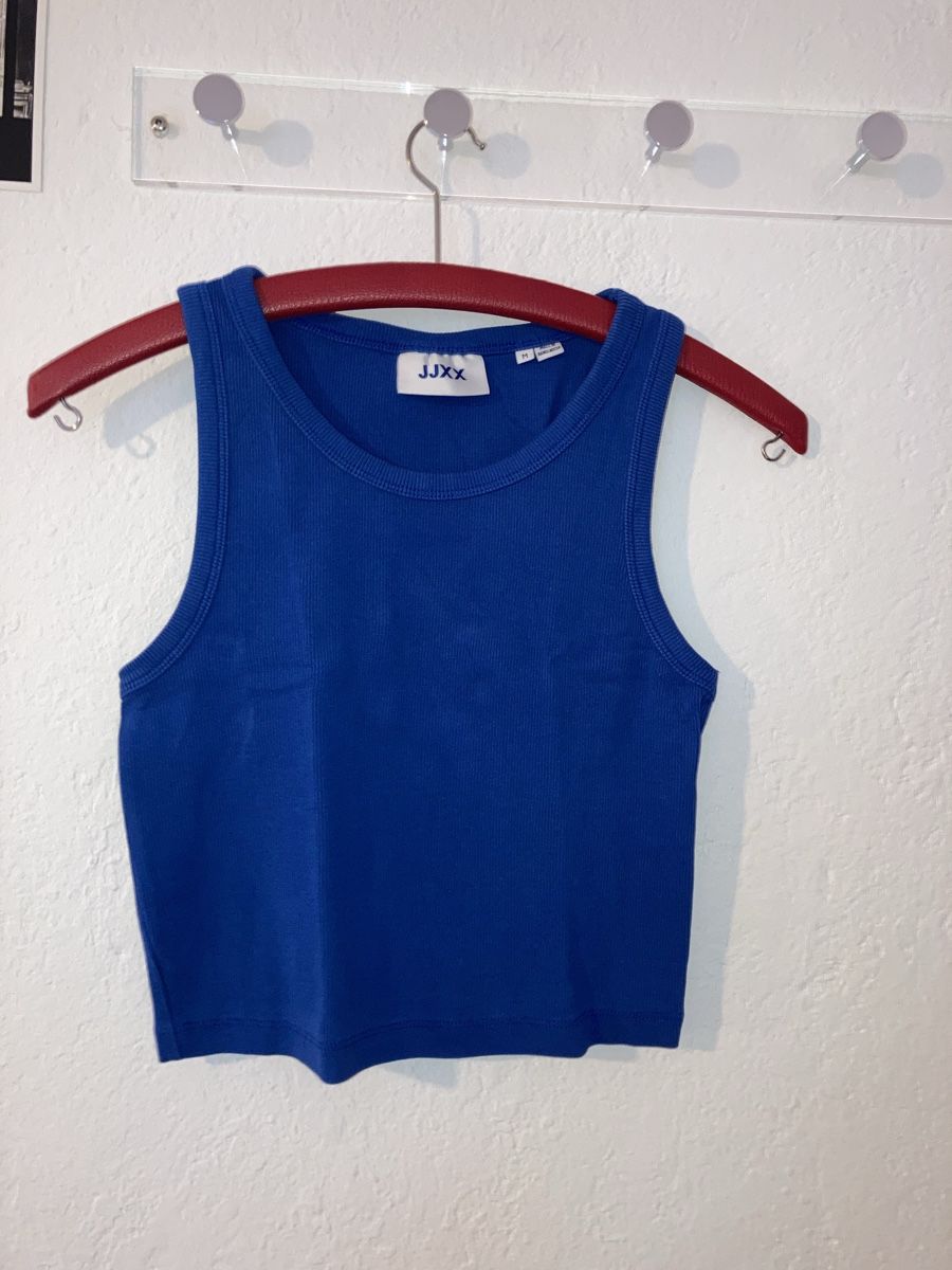 Top: Crop-Top – Nuovo (secondo la descrizione) da Bern venduto da marionheiniger