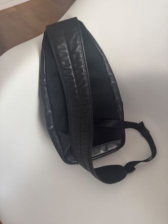 Piquadro Urban Sling Bag
