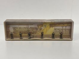 Merten  Spur N  Eisenbahnpersonal BOX N914