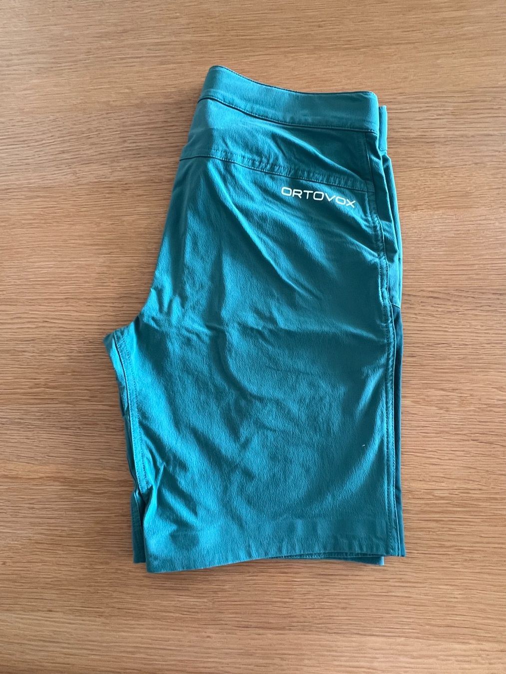 Ortovox Pantaloni: Ortovox Wandershorts Grösse M – Usato da Solothurn venduto da Scoony 2