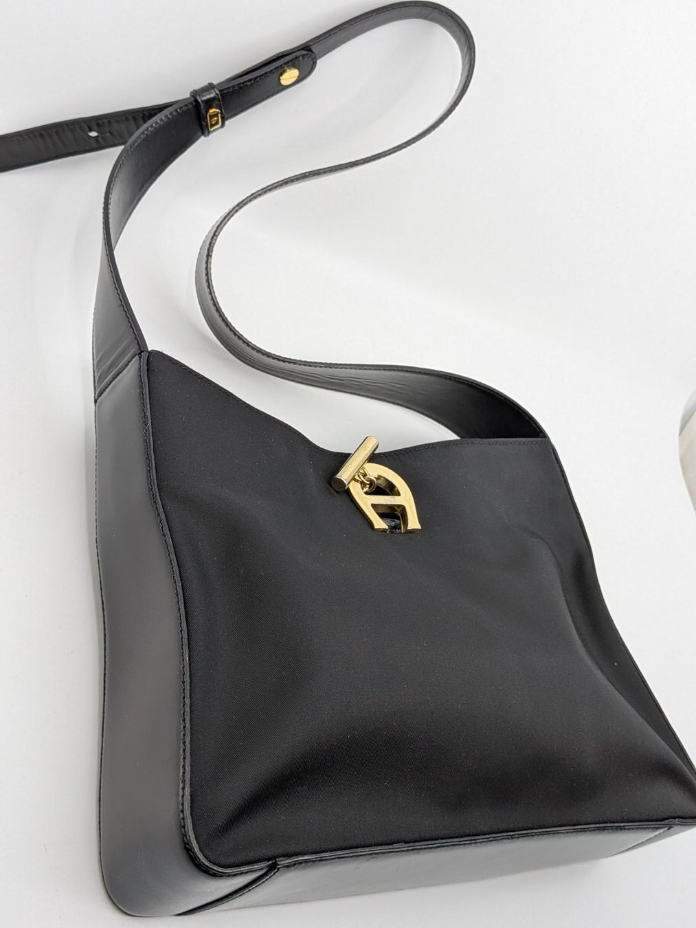 Aigner Borse da donna: Aigner Tasche Handtasche Abendtasche Leder & Nylon – Usato da Emmen venduto da magelan 4