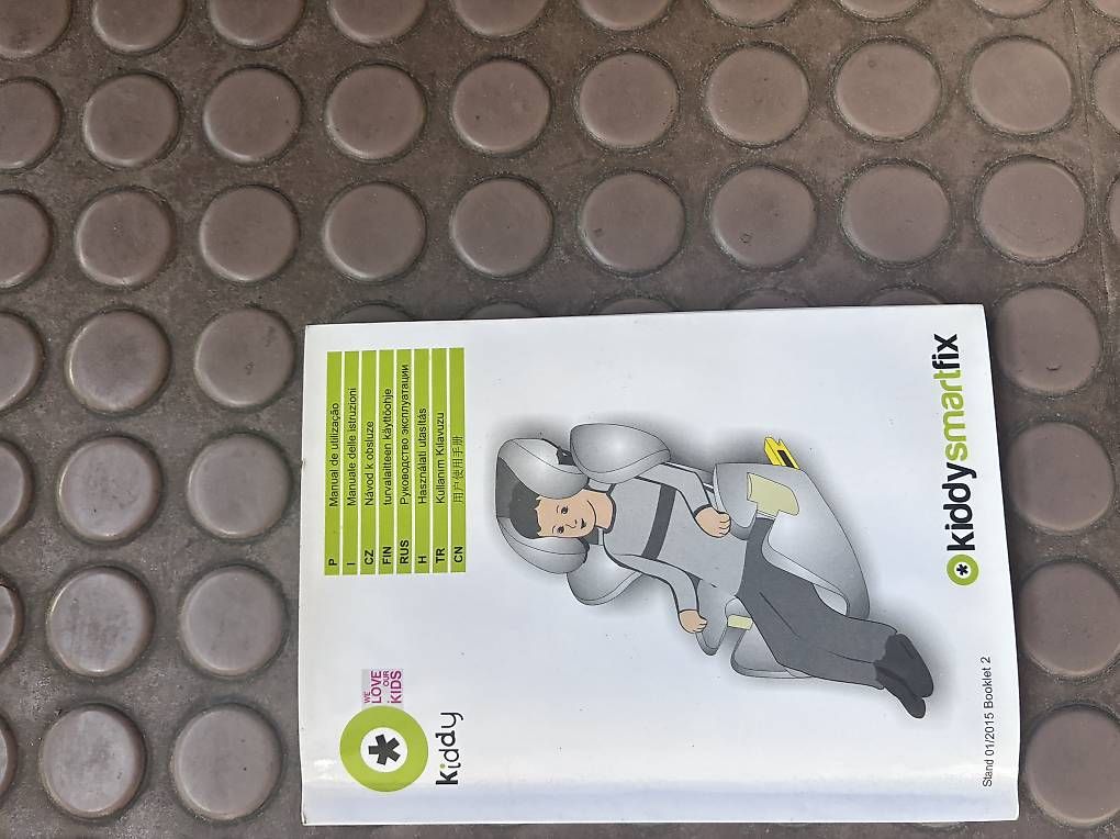 Seggiolini per auto: Kindersitz Kiddy Smartfix – Usato da Dübendorf venduto da MuMik 2