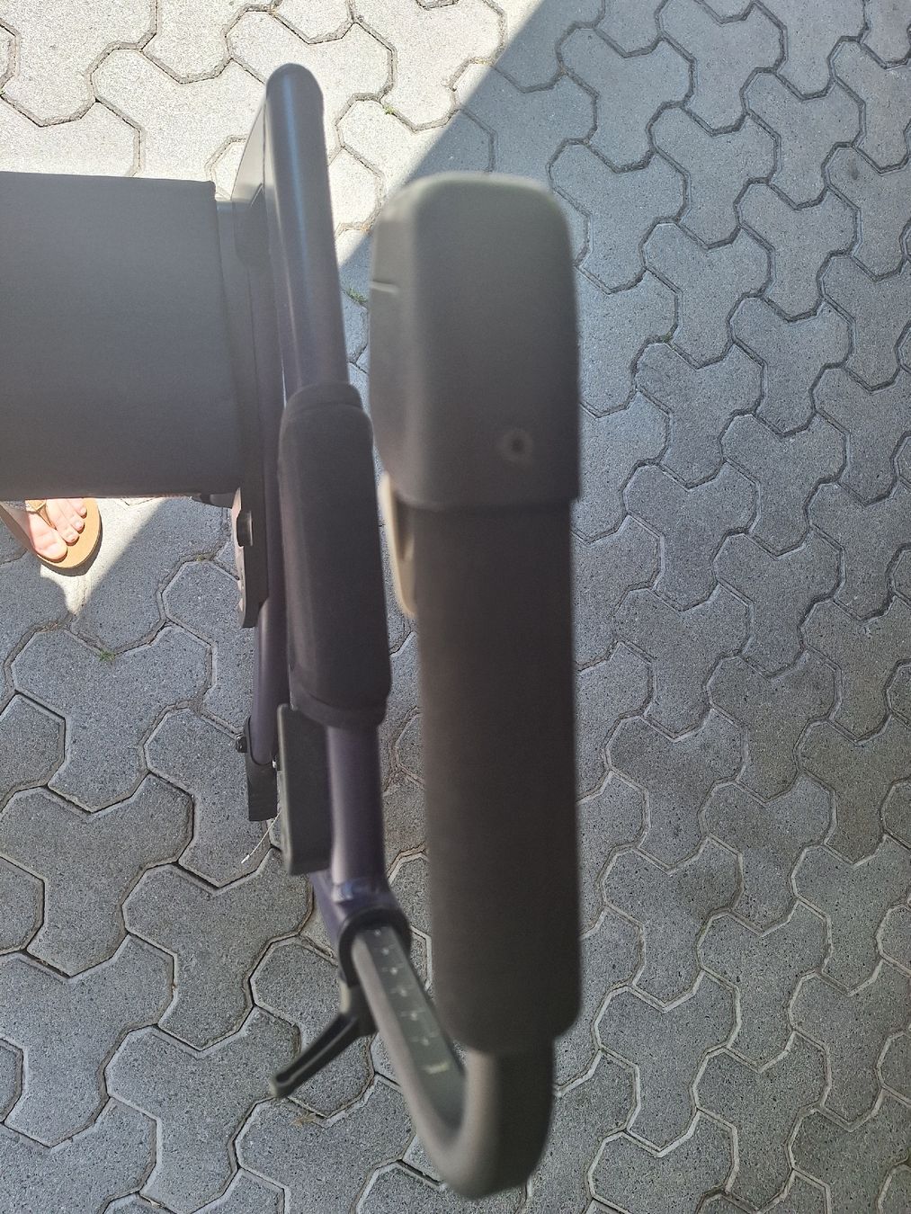 Gehhilfen: Rollz Motion 2 Rollator & Rollstuhl 2-in-1 neuwertig – Gebraucht aus Oftringen von isa_5cwl 7
