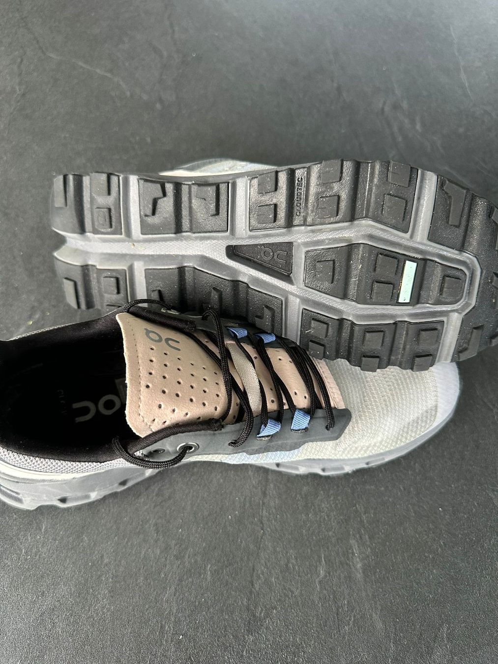 On Scarpe da uomo: ON Schuhe Grösse 40 – Usato da Burgdorf venduto da Apfel62 3