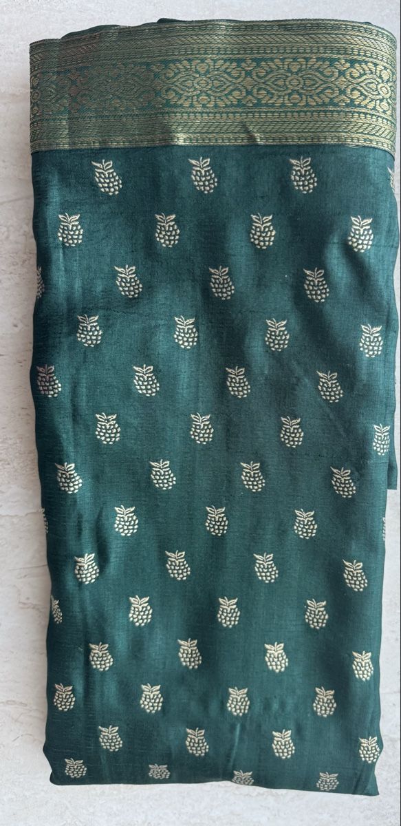 Vestiti: Indischer Sari mit Bluse dunkelgrün – Nuovo (secondo la descrizione) da Wichtrach venduto da Alyasahana 1