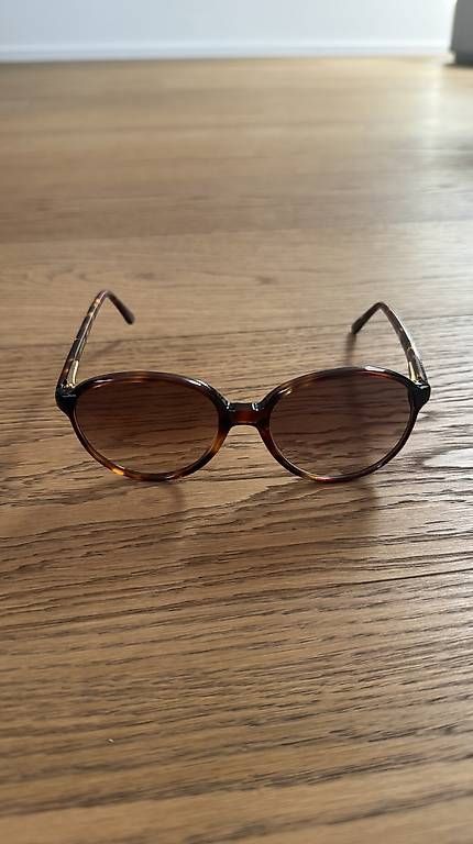Lacoste Lunettes & Verres: Sonnenbrille LACOSTE Schildpatt Damen – Neuf (Voir description) à Wollerau par FlavianM