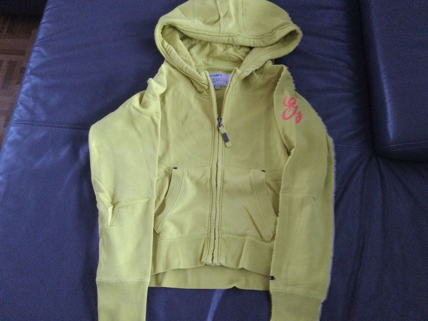 Pullover & Sweatshirts: Sweatjacke Garcia Jeans – Gebraucht aus Horw von Benny017