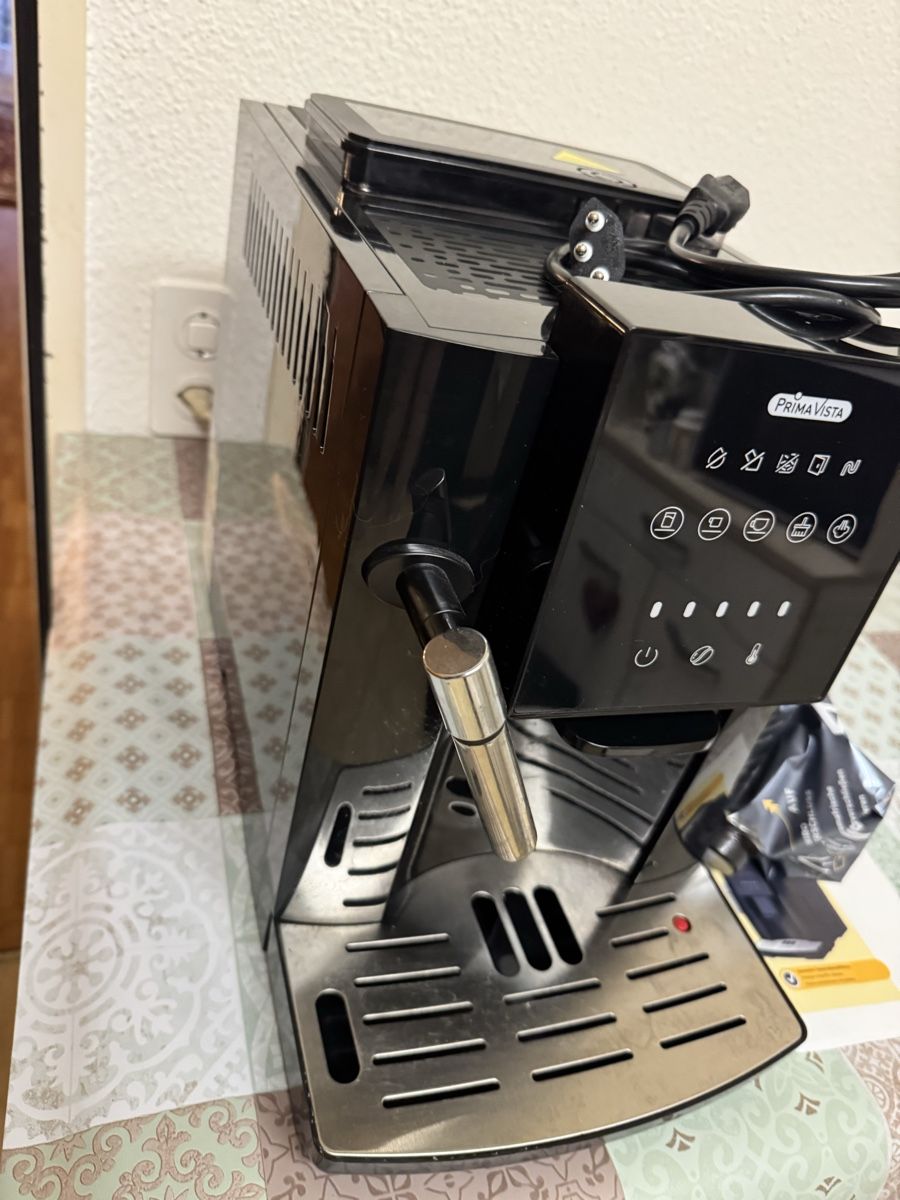 Kaffeemaschinen & Espressomaschinen: Kaffeemaschiene – Gebraucht aus Dielsdorf von Kompressorhund 1