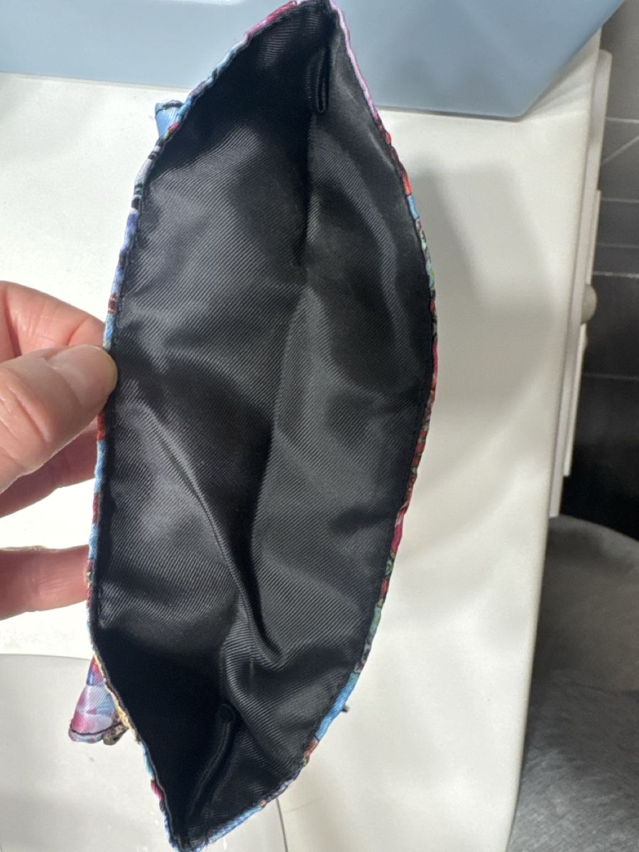 Desigual Custodie per cosmetici: Trousse DESIGUAL – Usato da Rancate venduto da Waly__ 5