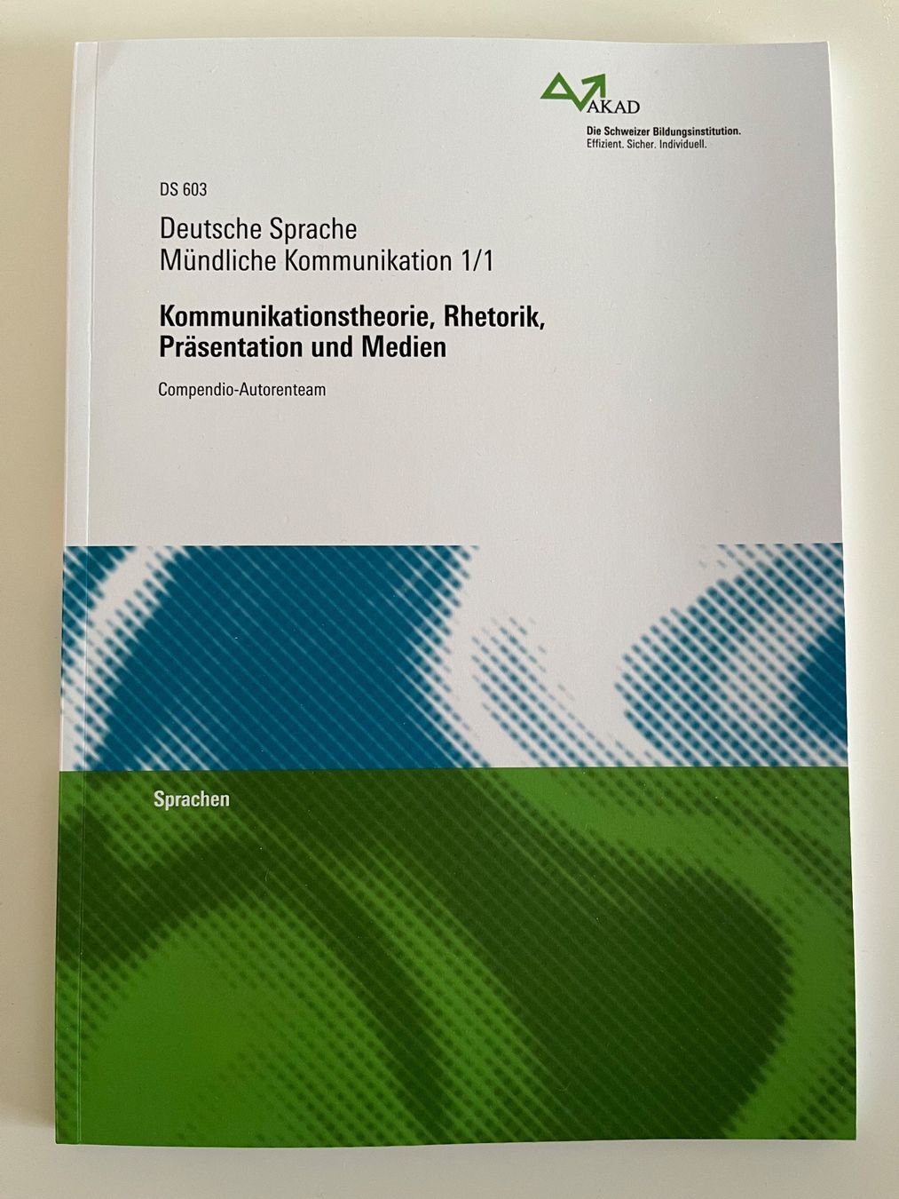 Libri: AKAD Deutsche Sprache 5 Kursbücher - NEU – Nuovo e nell'imballaggio originale da Zollikon venduto da Svch 5