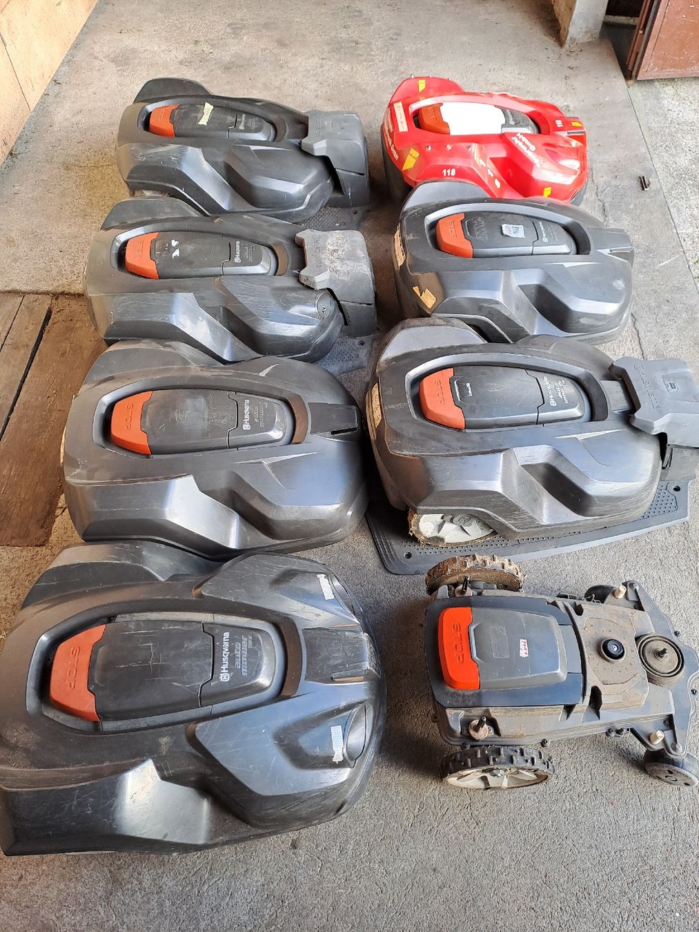 Husqvarna Tagliaerba: Husqvarna Automower Rasenroboter – Difettoso da Gossau SG venduto da MX450 4